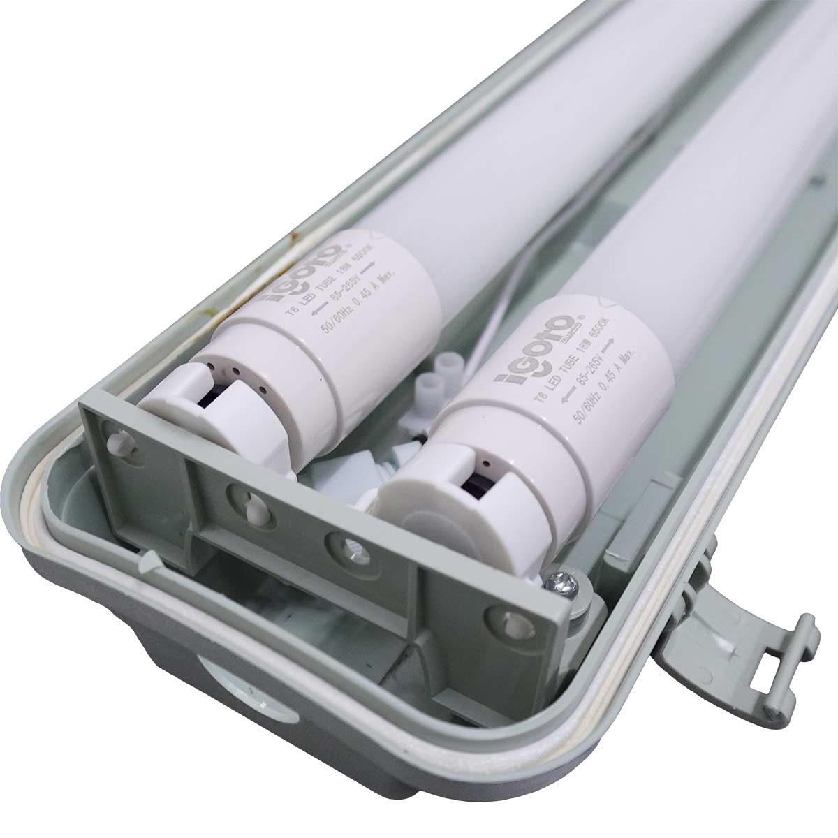 Gabinete A Prueba De Vapor Igoto Con 2 Tubos Led T8 18w Nom IGOTO Ferreabasto