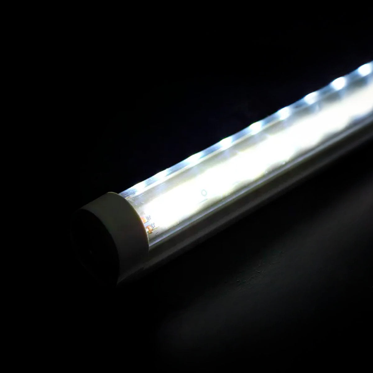 Tubo Led Base Plastico Doble Tira 36W 1.2M Techo PEACE QUIET IMPORT SA DE CV (WANERGY) Ferreabasto