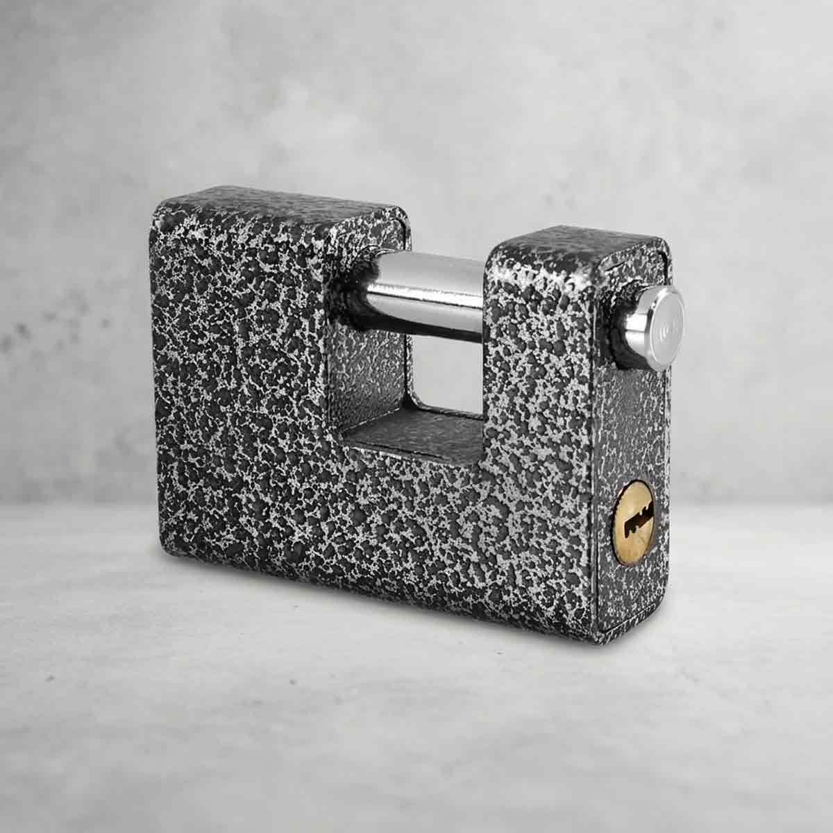 Candado De Hierro Antipalanca 80mm Para Cortina Seguridad
