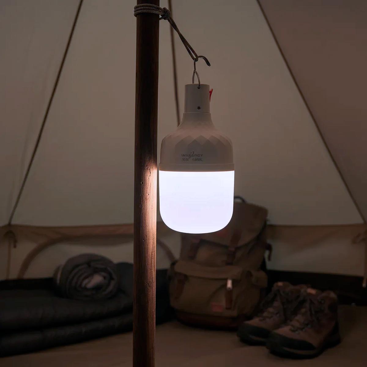 Foco Led Recargable Emergencia 30W Portatil Luz de Dia WANERGY Ferreabasto