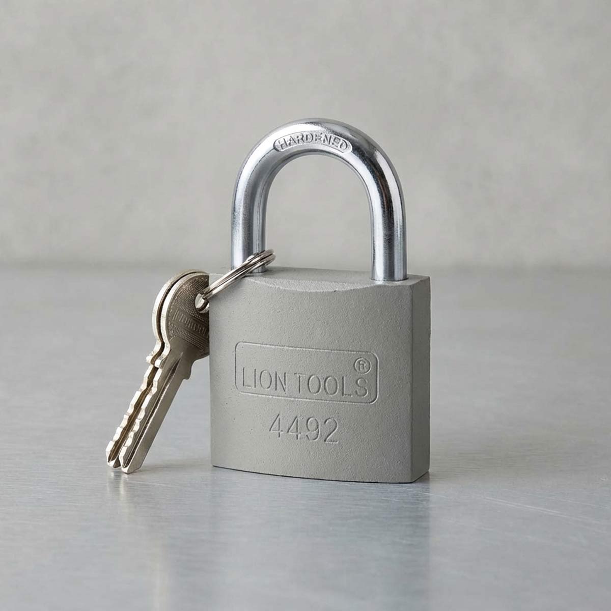 Candado De Hierro 50mm Gancho Corto Seguridad 3 Llaves