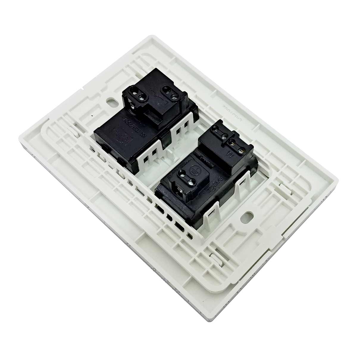 Placa Armada Cristal Con 1 Apagador Sencillo Y 1 Contacto de 1.5 Modulos Blanco Igoto