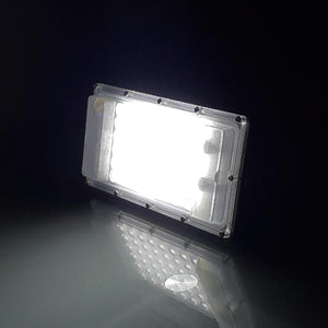 Lampara Led Reflector Megaluz 50W 3600lm Luz Dia Con Mica Opaca MEGALUZ Ferreabasto